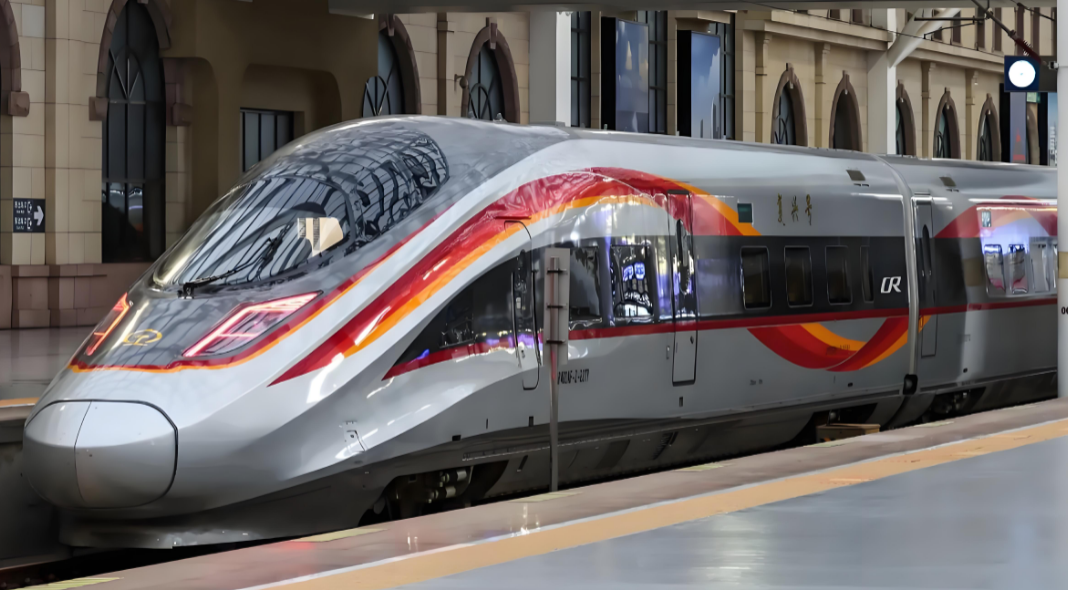 长江水下89米，中国高铁开启“穿江时代”！