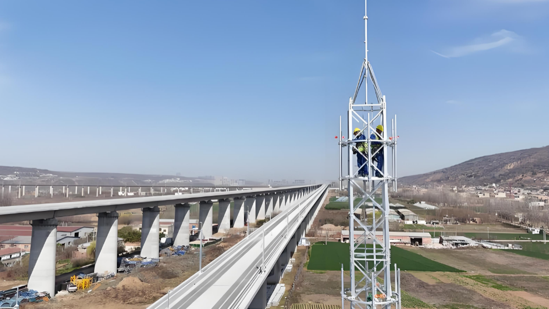 戈壁铁路上的“信号课堂”