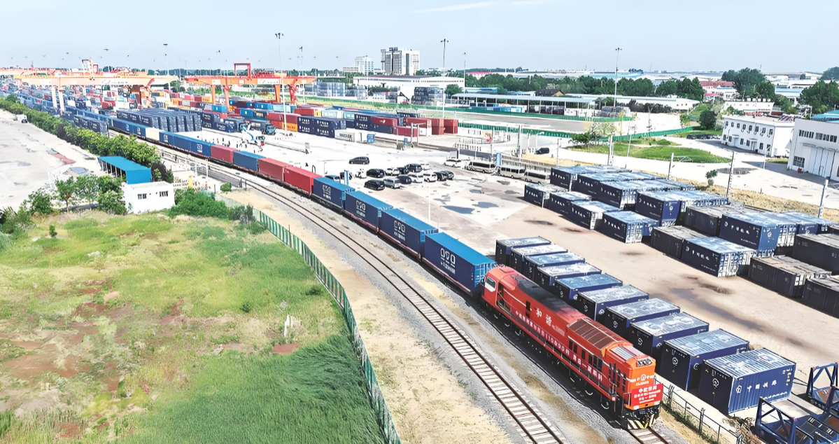 中欧班列西通道跑出“一带一路”加速度
