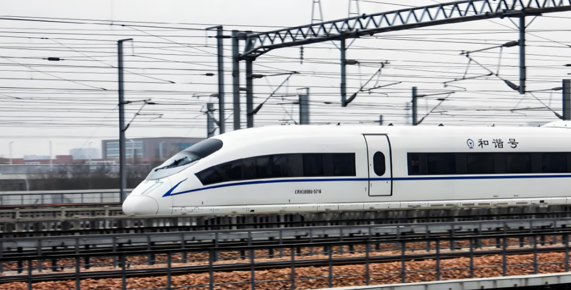 从校园到职场，郑铁为你铺就成长快车道